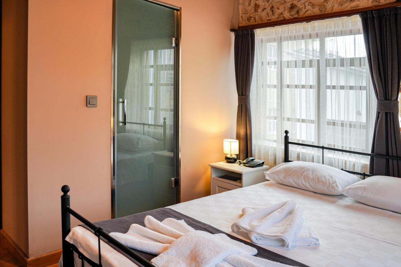 La Casa Carina Bed and Breakfast Antalya Buitenkant foto