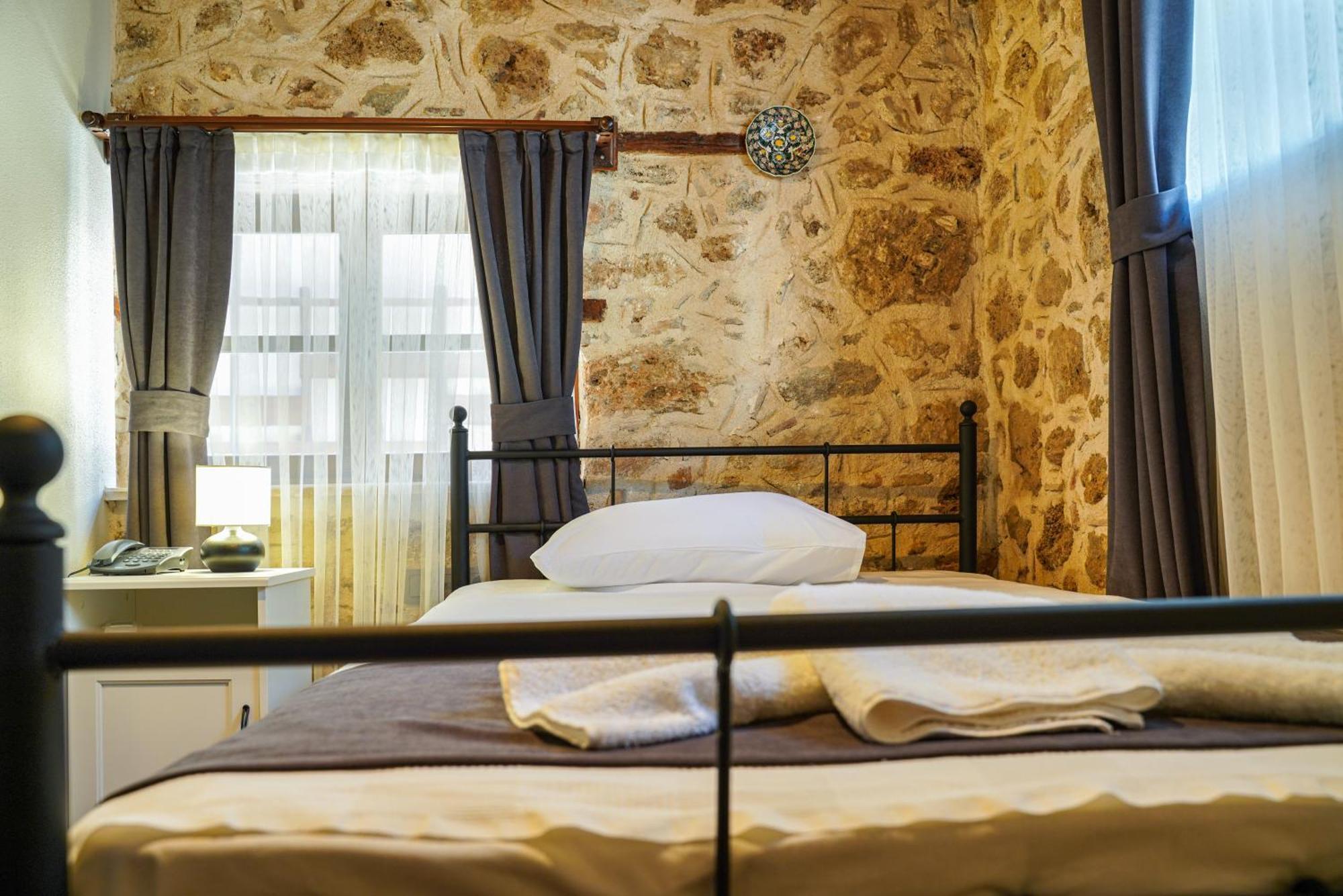 La Casa Carina Bed and Breakfast Antalya Buitenkant foto