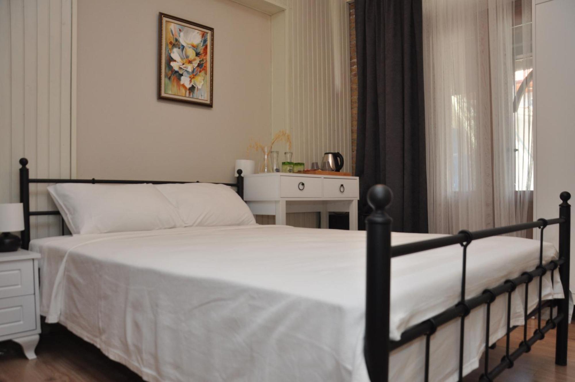 La Casa Carina Bed and Breakfast Antalya Buitenkant foto